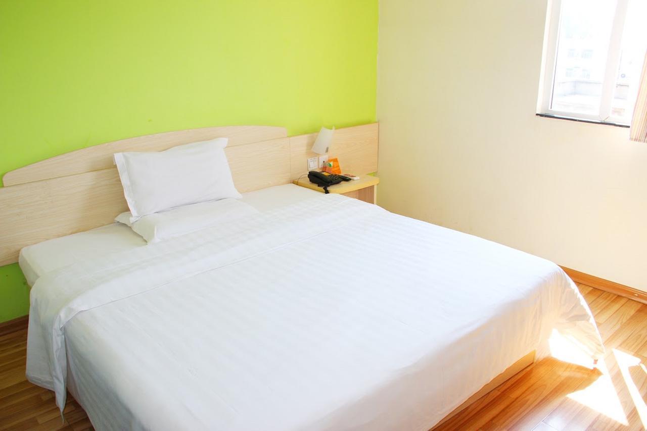 7Days Inn Deyang Wenmiao Square Exterior photo